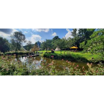 Rhön Indianer Hotel e.JPG