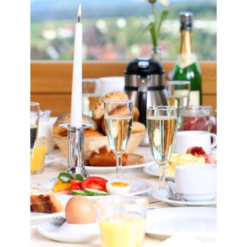 Frühstück Mayer_2017 (3) klein.JPG